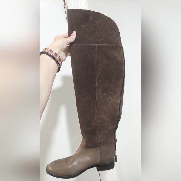 Tory Burch size 8 suede boots - Picture 2 of 4